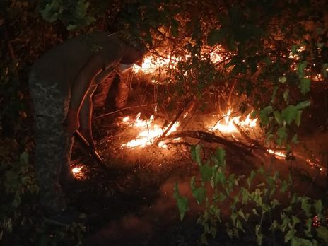 Сутки в ООС. Нарушений перемирия не зафиксировано, идут поиски двух тушивших пожар военнослужащих