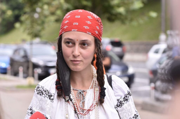 Под Кабмином на митинге собрались украинские звезды: что они требуют