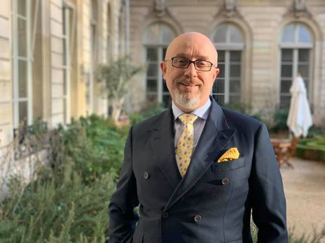 Жители Донбасса с российскими паспортами после деоккупации смогут там остаться, но в статусе иностранцев – Резников