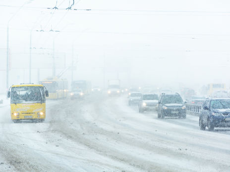 Украину засыпает снегом, Россия отбивается от призывов освободить Навального, Bellingcat выпустил новое расследование о ФСБ. Главное за день