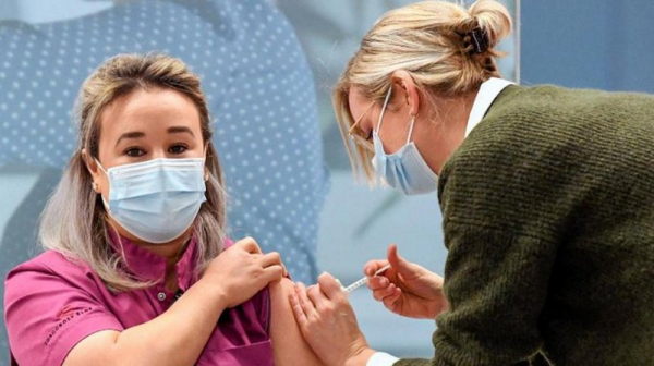 Шмыгаль обратился к ЕС из-за вакцин