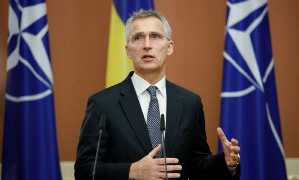 В НАТО заявили о перегруппировке российских войск