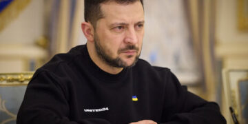 Зеленский о Венгрии: Может ли быть страна НАТО за Россию и против НАТО? Это выглядит как неадекватное поведение