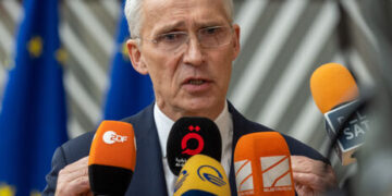 «Это наше право». Столтенберг заявил, что обучение украинских пилотов на F-16 не делает НАТО стороной конфликта