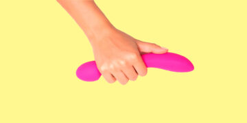 вибратор вагинальный малиновый