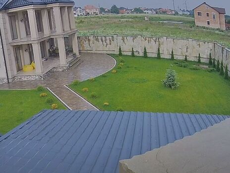 Действующему нардепу объявили подозрение в злоупотреблении влиянием. НАБУ показало, как она выбрасывает взятку