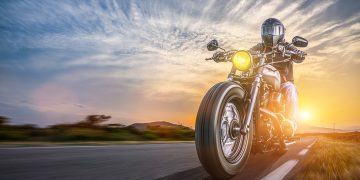 Законная эксплуатация мотоциклов: особенности восстановления номера