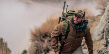 Переваги покупки тактичного спорядження онлайн під час війни