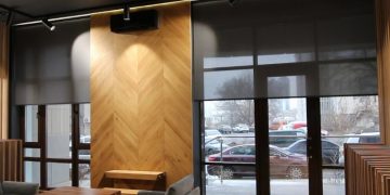 Рулонные шторы на окна с автоматическим управлением: удобство и инновации