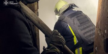 У Лебедині вогнеборці ліквідували загоряння нежитлового приміщення |  Новини