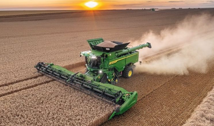 John Deere купує Sentera для розвитку аеророзвідки у сільському господарстві