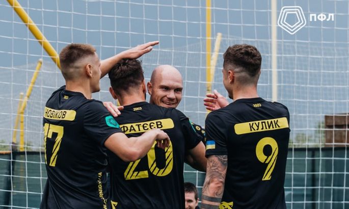 Друга ліга. Розгромна перемога Чернігова, нульова нічия у Києві