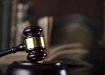 Переконана, що втопила «ляльку»: суд у Калуші продовжив перебування підозрюваної у вбивстві доньки в психіатричному закладі