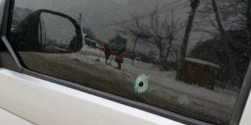 Поліція показала фото розшукуваного за стрілянину по бусі ТЦК біля Львова