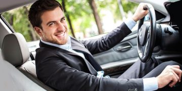 Уроки вождения по городу: безопасная отработка навыков