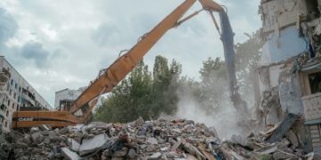 ПРООН допомагає Миколаївщині розчищати відходи від руйнувань для відбудови » Миколаївський Оглядач