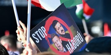 «Ruszkik haza (Рускі додому)!» — Путін, Трамп і Нетаньяху програють Угорщину?