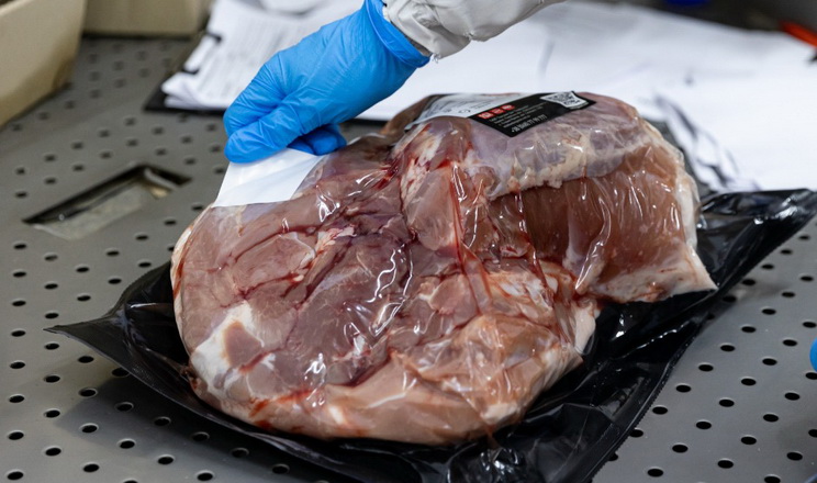 У грудні споживча ціна на свинину знизилася на 2,4%