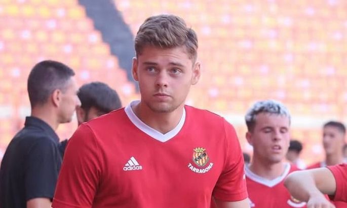 Захисник, що подавав надії, прибув у розташування клубу Другої ліги. Він був у структурі віцечемпіона УПЛ